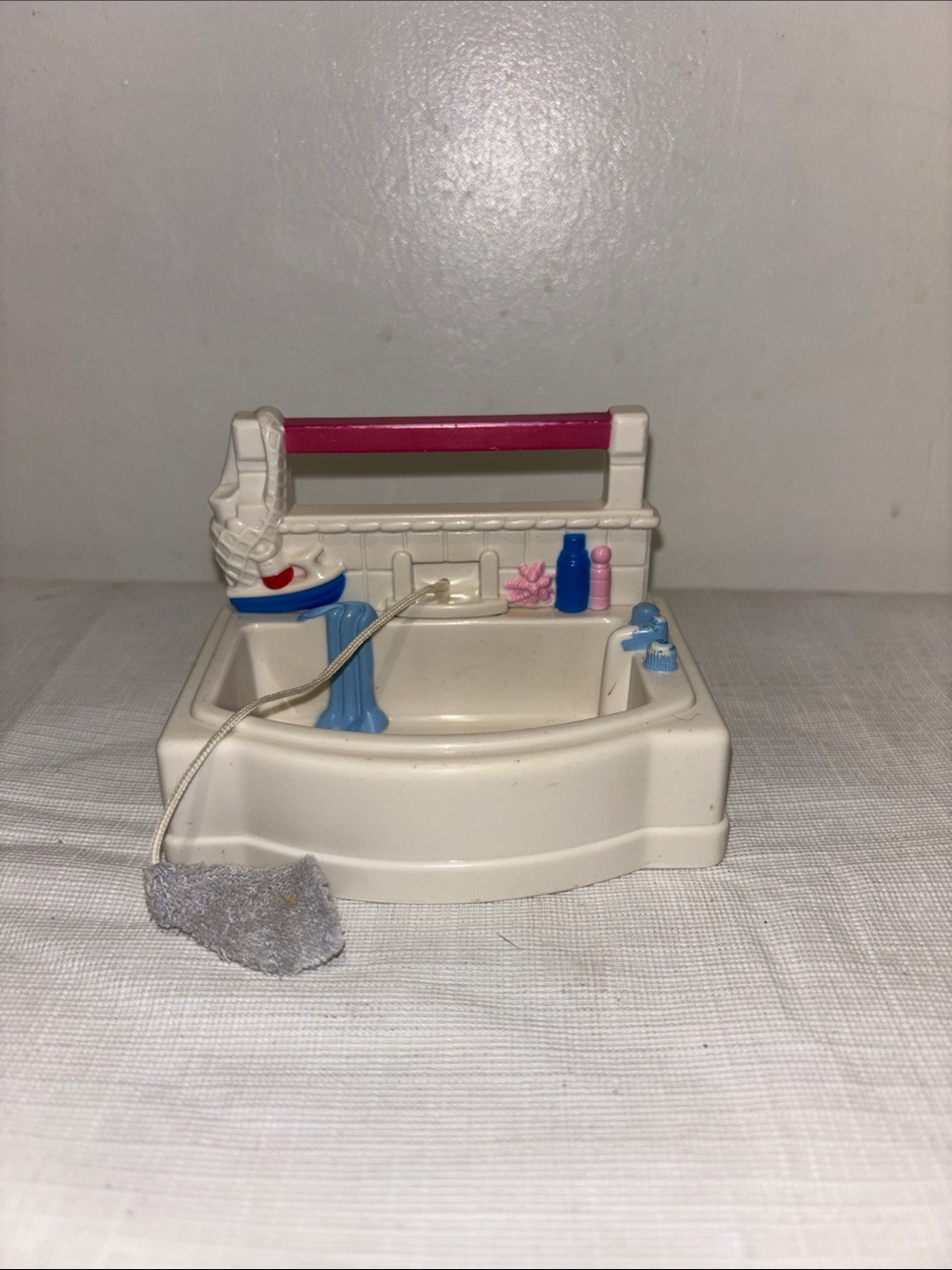 1999 Fisher Price Loving Family Bathtub